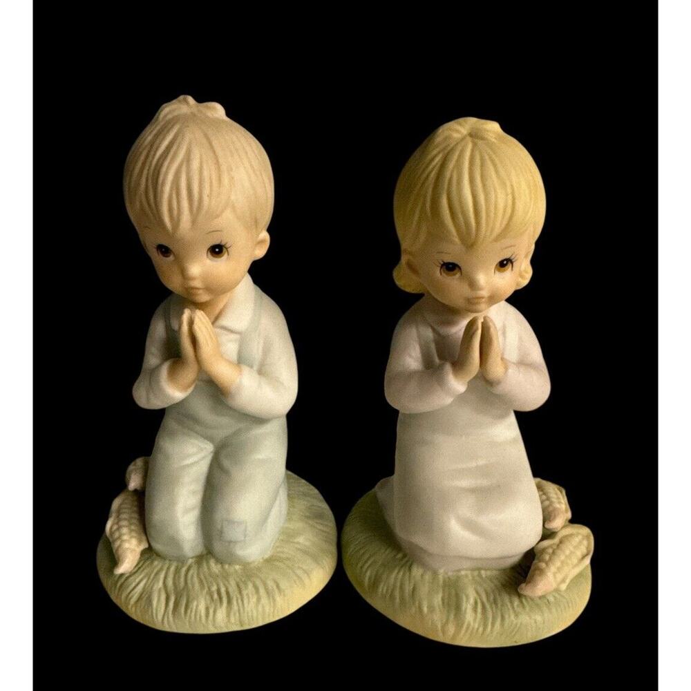 Lefton 1982 Boy and Girl Kneeling & Praying Christopher Collection 5.5"